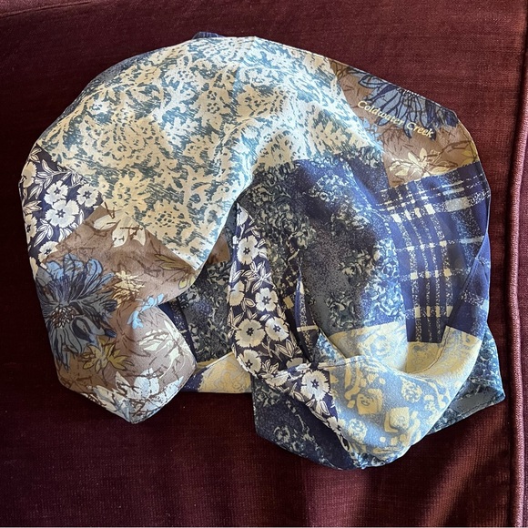 Coldwater Creek Bias Silk Scarf - Picture 4 of 8